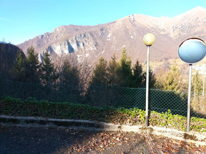 Oltre il Colle, esclusiva casa indipendente con corte di proprietà Oltre il Colle