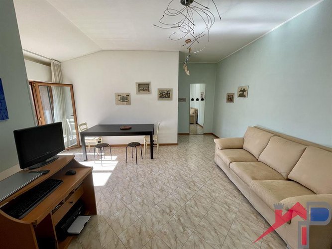 Bilocale Ristrutturato Caprino Bergamasco