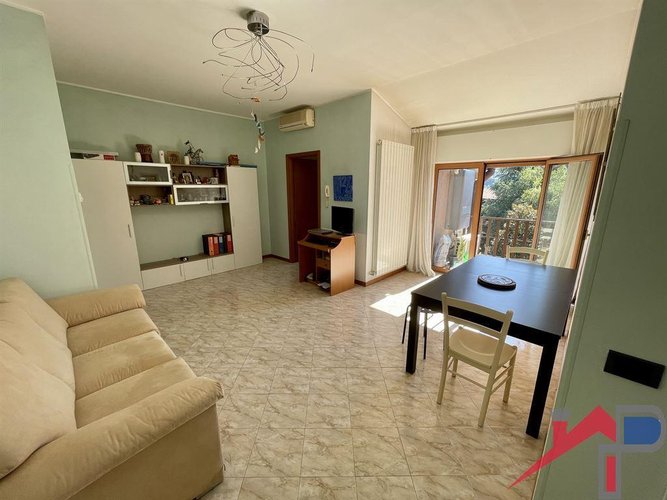 Bilocale Ristrutturato Caprino Bergamasco