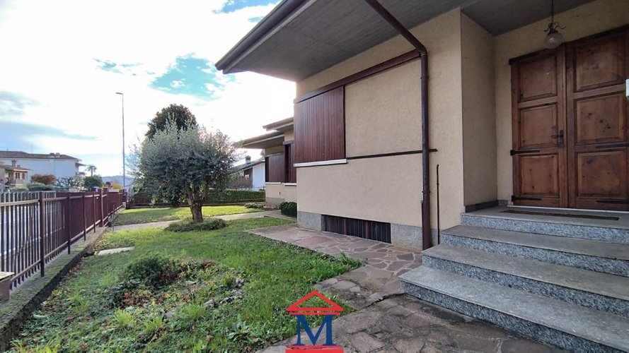 Villa Bifamiliare Palazzago