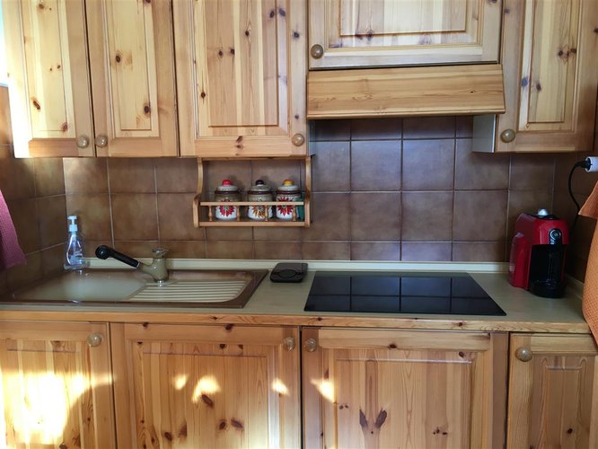 Foppolo panoramico bilocale arredato con posto auto, cantina e ski-box Foppolo