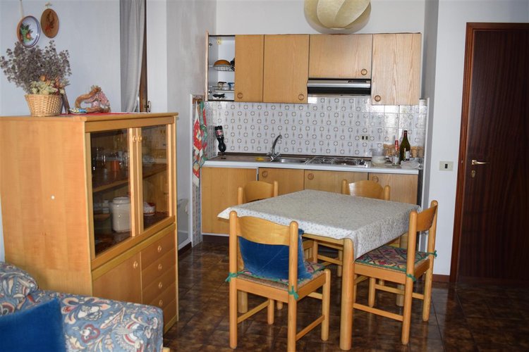 Costa Serina, investimento ideale per amanti montagna, monolocale balconato con box Costa Serina