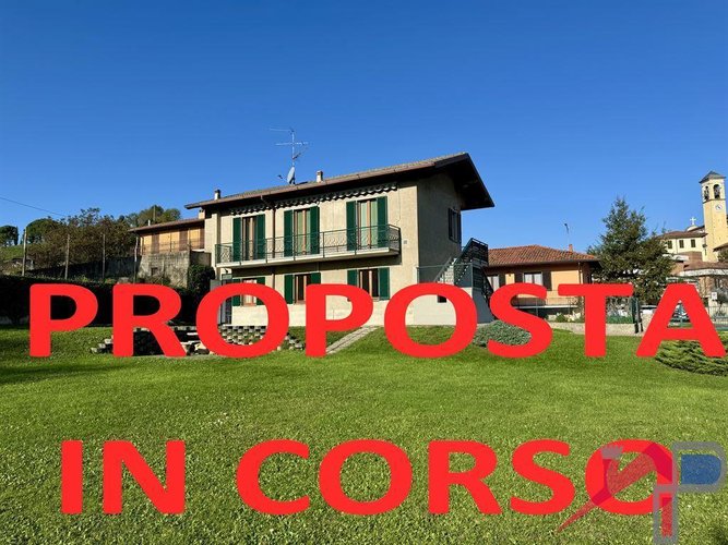 Casa singola con 2 appartamenti Monte Marenzo