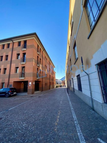 POSTI AUTO COPERTI SAN NICOLO' Lecco