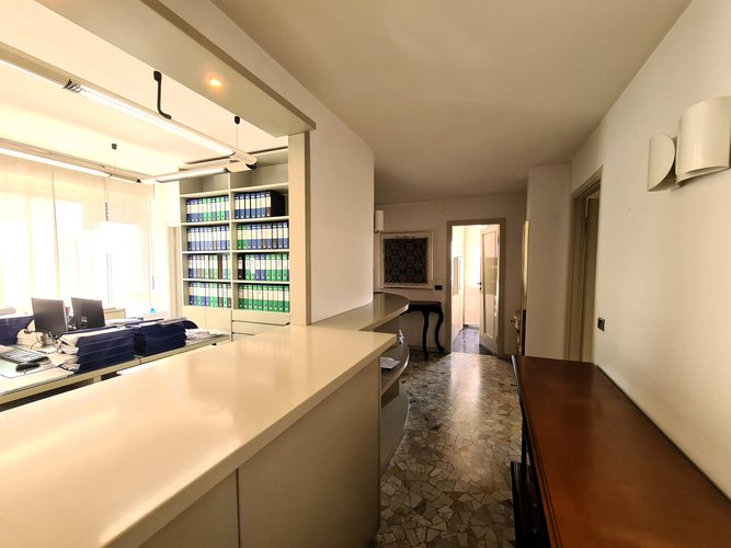 46/23 Semi-centrale Cantù