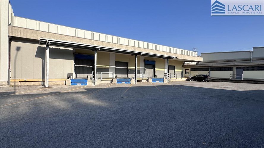 Capannone - Rif. 2654 Presezzo