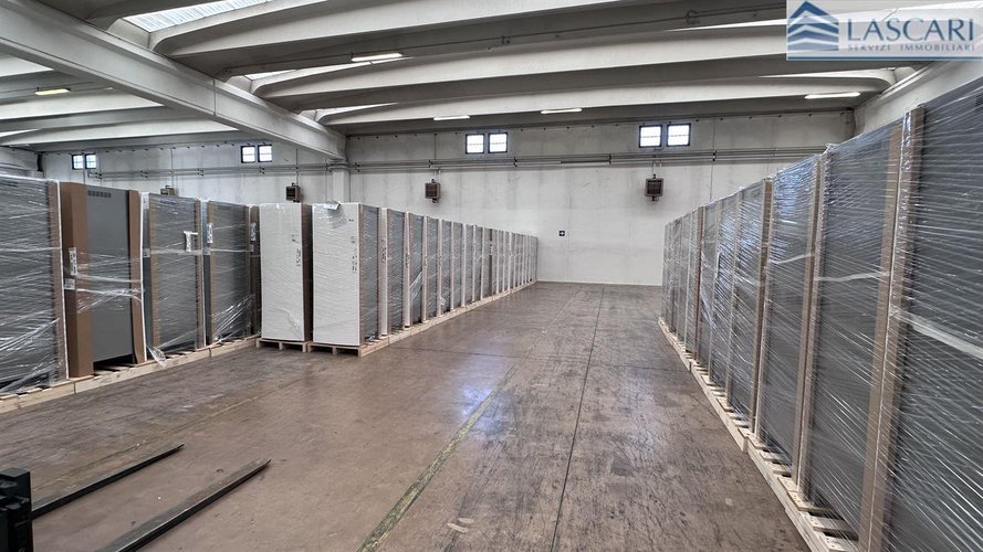 Capannone - Rif. 2654 Presezzo