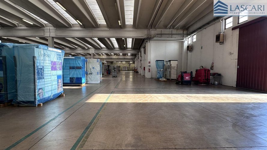 Capannone - Rif. 2654 Presezzo