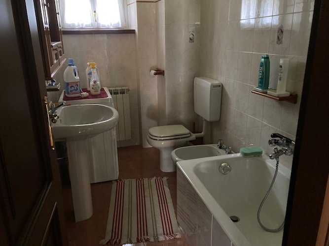 Cornalba, occasione porzione di casa storica con giardino privato e posto auto Cornalba