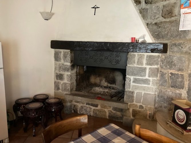 Cornalba, occasione porzione di casa storica con giardino privato e posto auto Cornalba