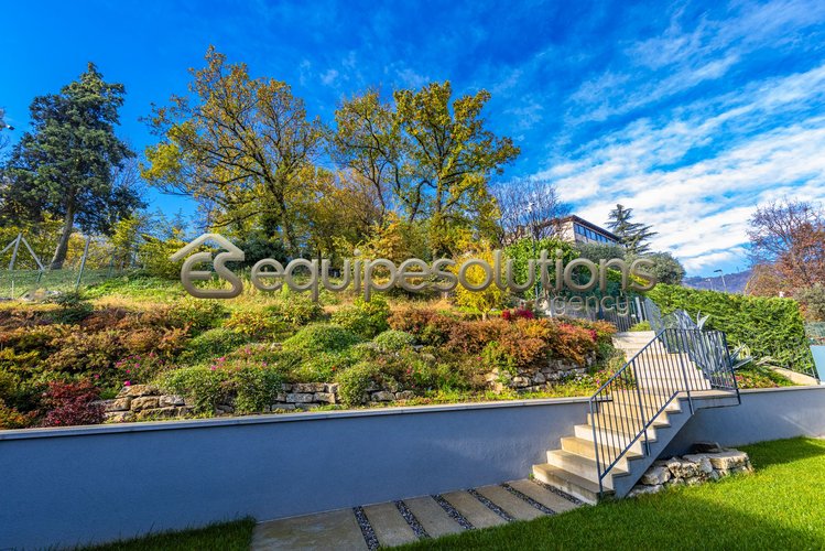villa singola Torre Boldone