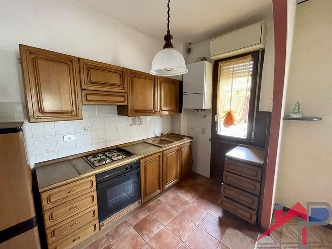 trilocale con ampia taverna Caprino Bergamasco