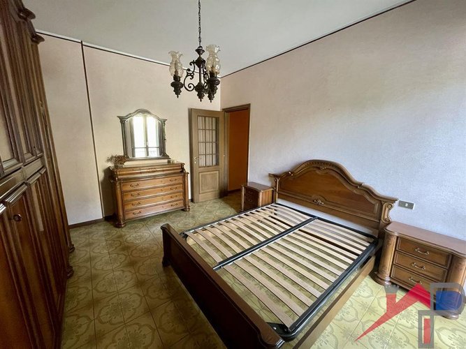 trilocale con ampia taverna Caprino Bergamasco