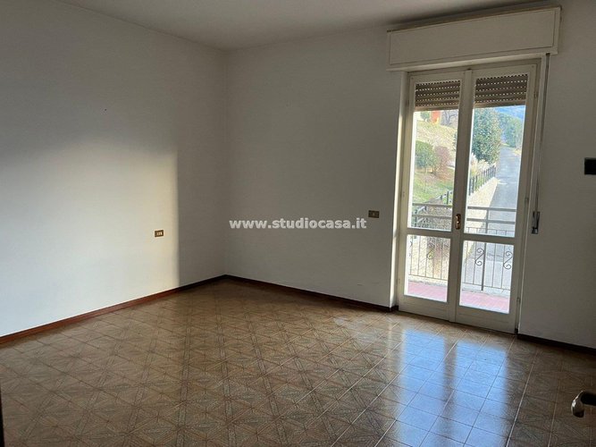 POSIZIONE TRANQUILLA E SOLEGGIATA! Val Brembilla