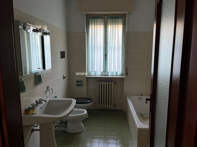 POSIZIONE TRANQUILLA E SOLEGGIATA! Val Brembilla