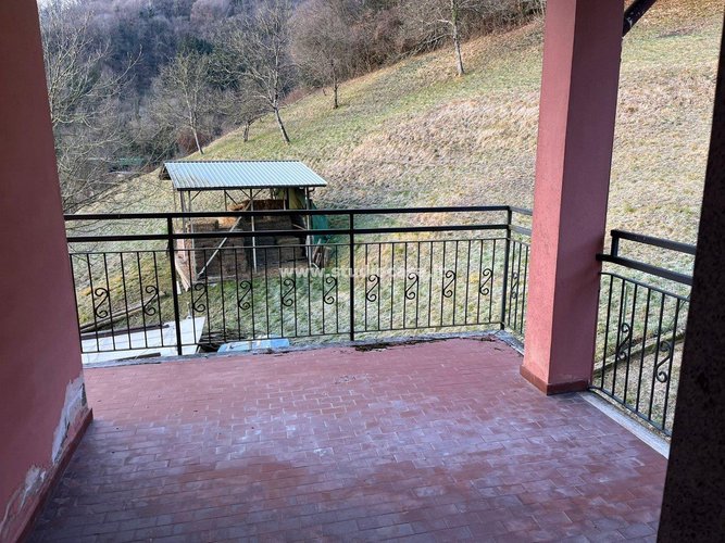 POSIZIONE TRANQUILLA E SOLEGGIATA! Val Brembilla