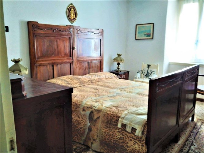 LIBERA SU TRE LATI!! Santa Brigida