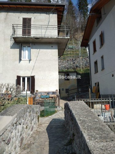 LIBERA SU TRE LATI!! Santa Brigida