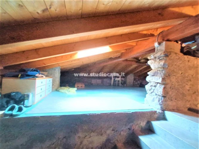 LIBERA SU TRE LATI!! Santa Brigida