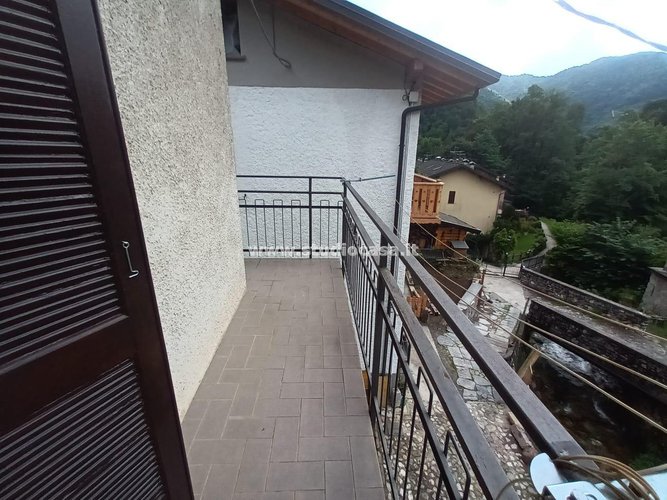 LIBERA SU TRE LATI!! Santa Brigida