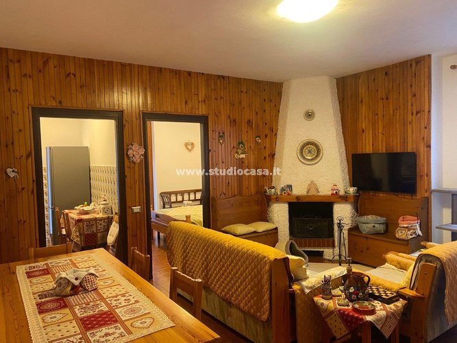 CASETTA IMMERSA NEL VERDE! Piazzatorre