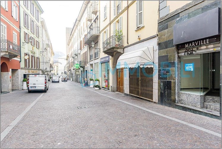 NEGOZIO CAVOUR Lecco