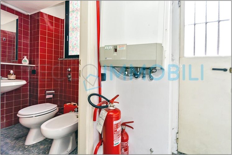 NEGOZIO CAVOUR Lecco