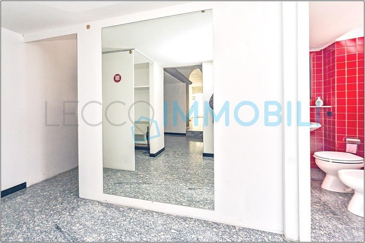 NEGOZIO CAVOUR Lecco