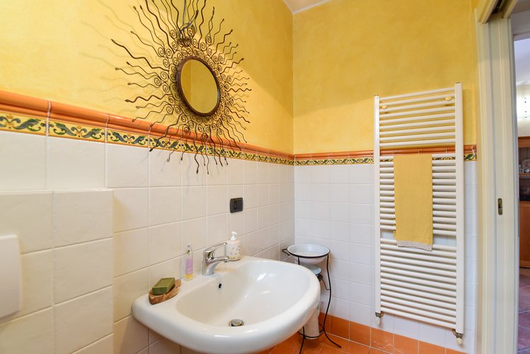 (24.24) Villa - Orsenigo (CO), Via Clara Schumann Orsenigo