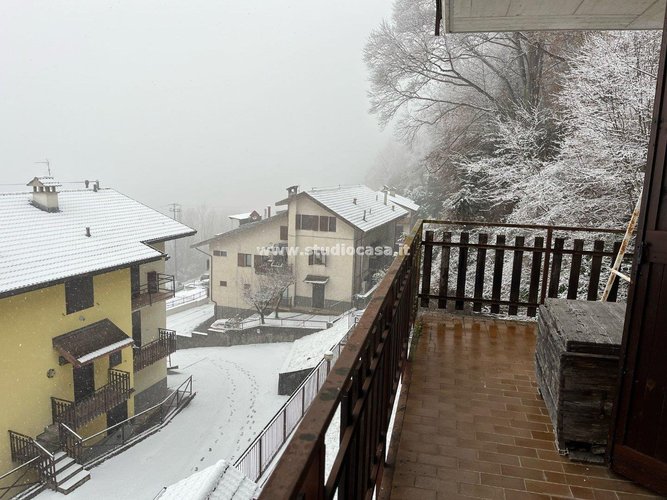 SOLEGGIATISSIMA! Serina