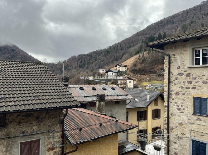 NEL CENTRO DI UN ANTICO BORGHETTO! Cusio