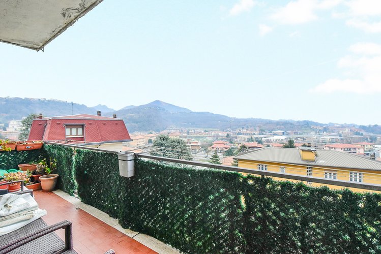 (39/24) Quadrilocale - Ponte Lambro, Via Marconi Ponte Lambro