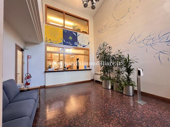 Bergamo - via Borgo Palazzo - Palazzina uffici Bergamo