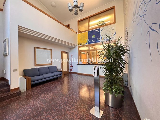 Bergamo - via Borgo Palazzo - Palazzina uffici Bergamo