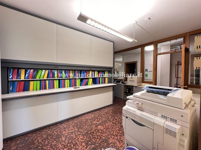 Bergamo - via Borgo Palazzo - Palazzina uffici Bergamo