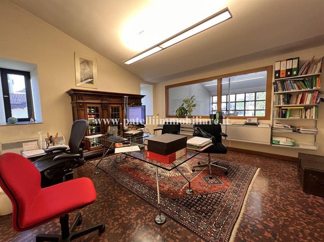 Bergamo - via Borgo Palazzo - Palazzina uffici Bergamo