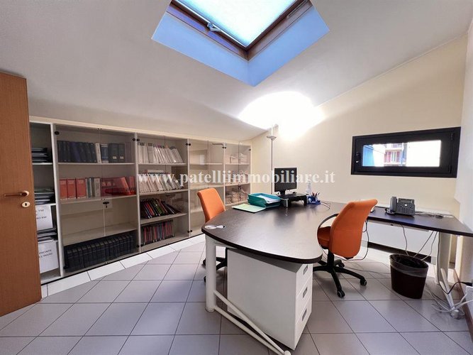 Bergamo - via Borgo Palazzo - Palazzina uffici Bergamo