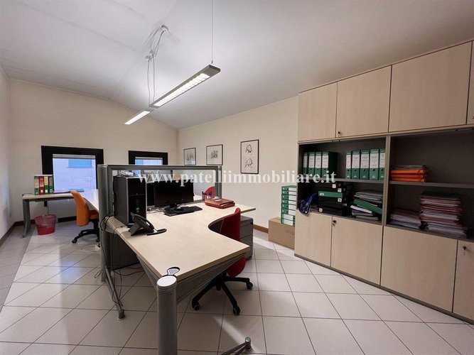 Bergamo - via Borgo Palazzo - Palazzina uffici Bergamo