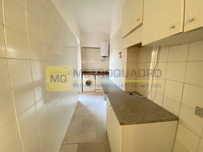 Lecco, zona Centro, ampio trilocale in vendita Lecco