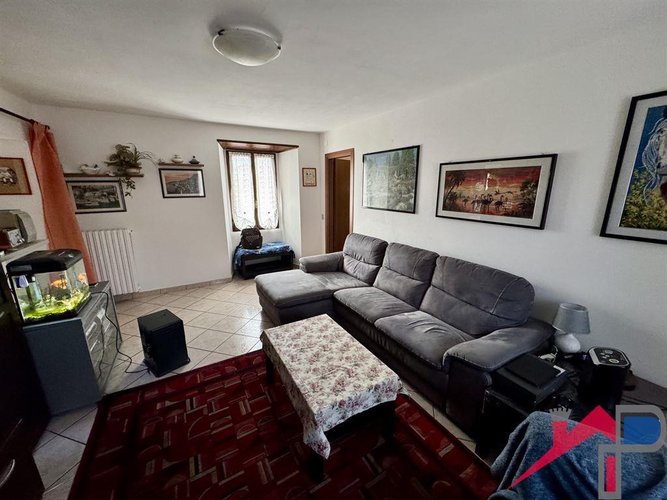 Ampio appartamento ultimo piano Cisano Bergamasco