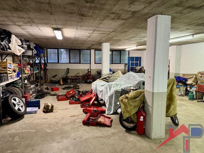 Magazzino in vendita Villa d'Adda