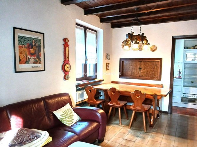 A POCHI MINUTI DAL CENTRO! Costa Serina