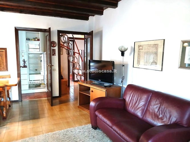 A POCHI MINUTI DAL CENTRO! Costa Serina