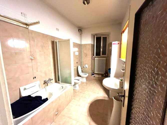 BACIATA DAL SOLE! Zogno