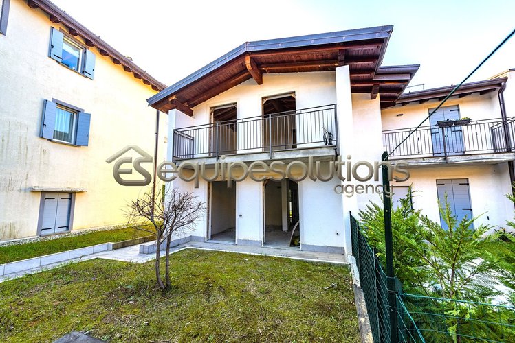 villetta a schiera Ranica