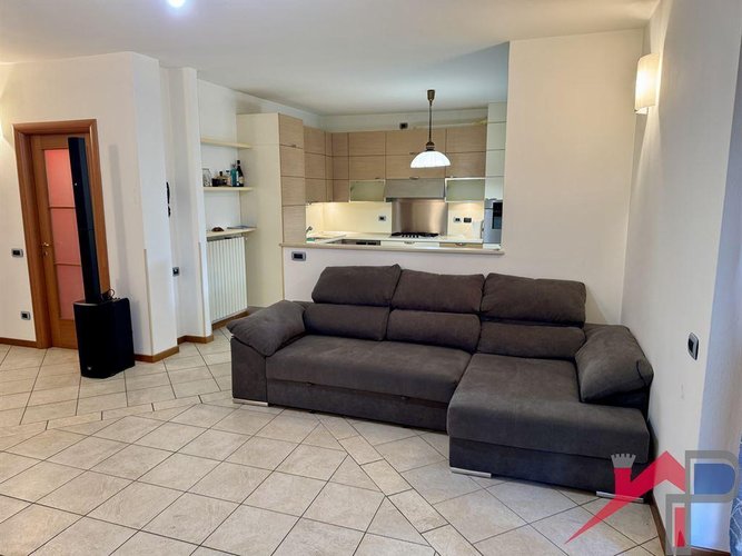 Trilocale con doppi servizi Cisano Bergamasco