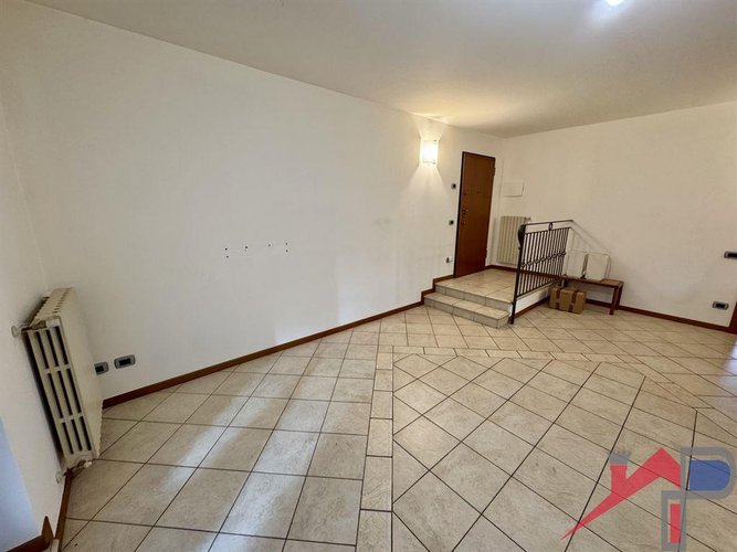 Trilocale con doppi servizi Cisano Bergamasco