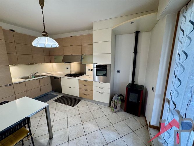 Trilocale con doppi servizi Cisano Bergamasco