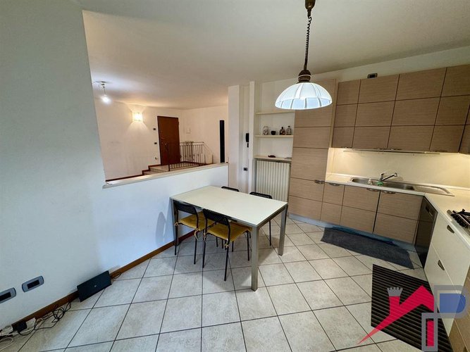 Trilocale con doppi servizi Cisano Bergamasco