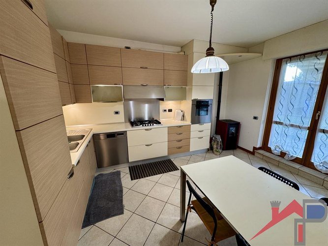 Trilocale con doppi servizi Cisano Bergamasco